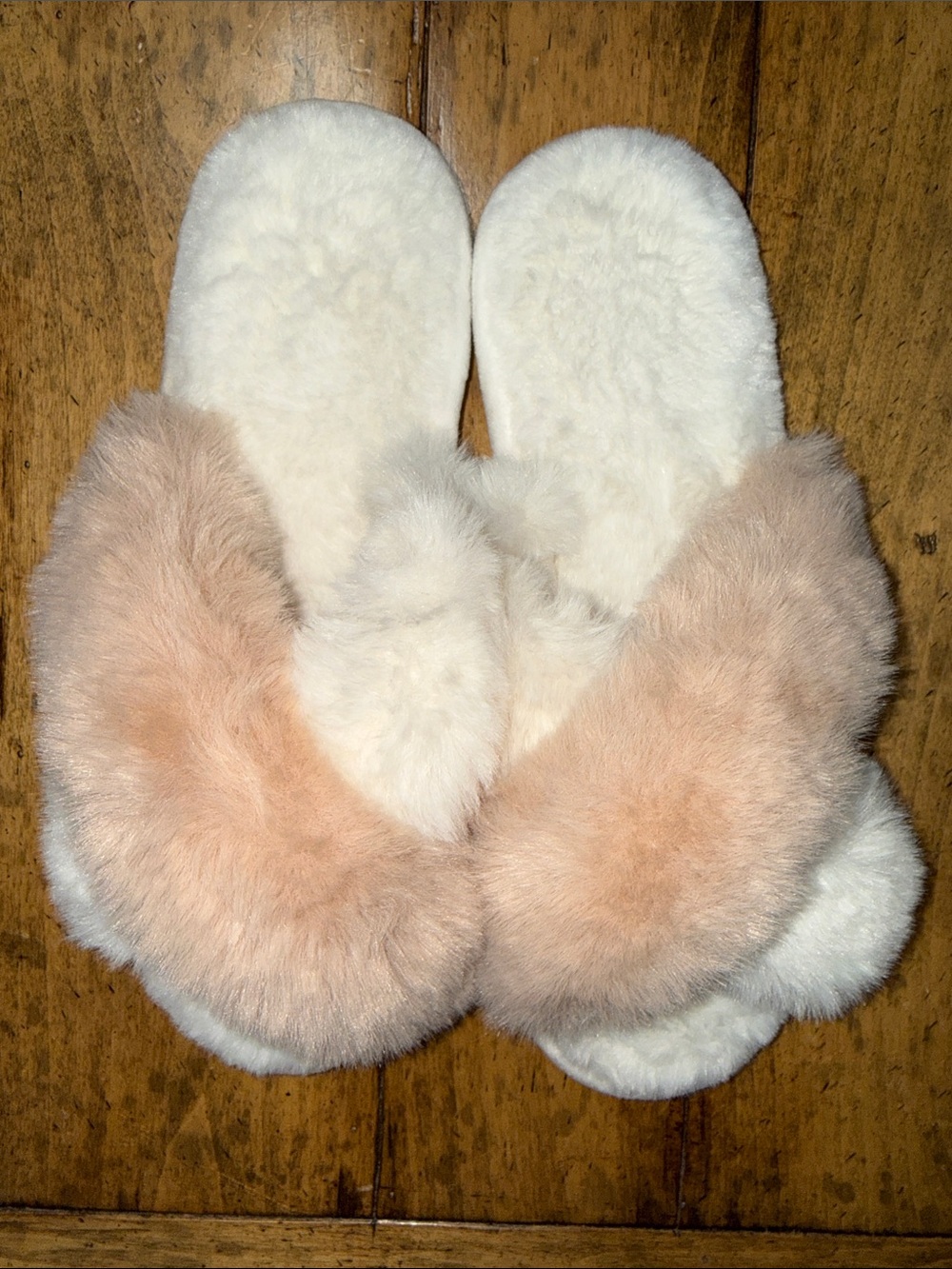 Cozy Faux Fur Slide Slippers in White and Blush